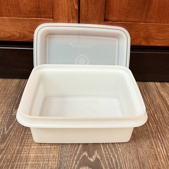 Vintage Tupperware Freeze N Store Ice Cream Container - Picture 5 of 10